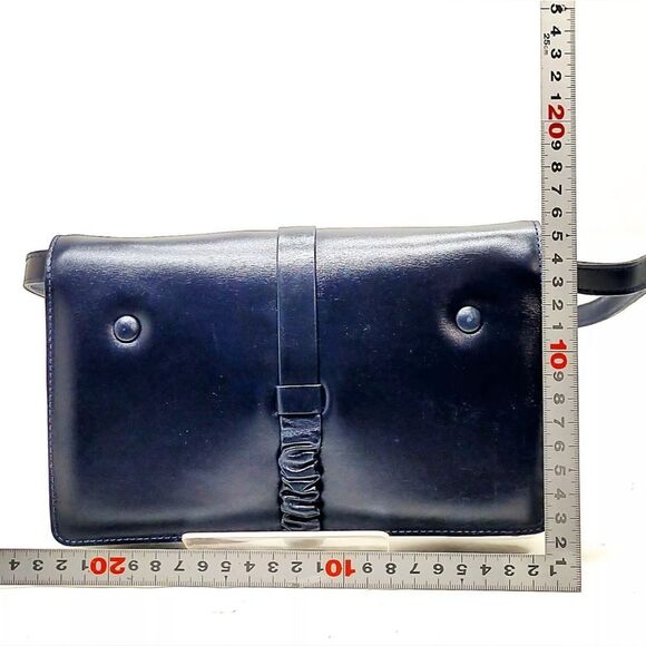 Auth Vtg Celine Small Navy Blue Polished Leather Trio Shoulder Bag 1970s Caleche - Picture 2 of 9